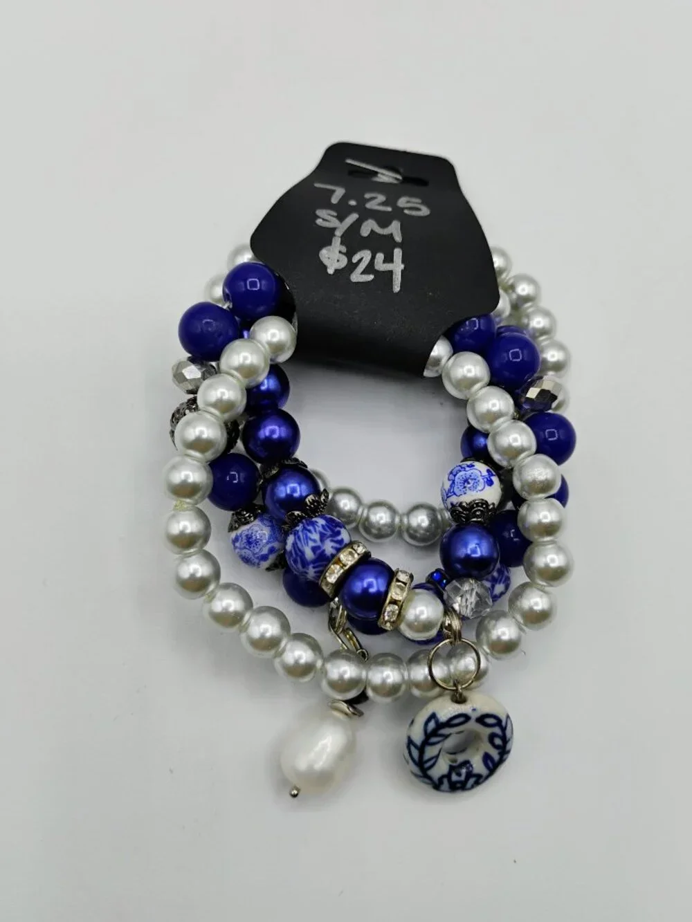 Blue and white 4 piece beaded bracelet size 7.25 - small/medium